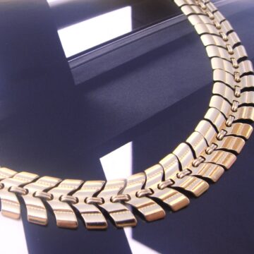 Collier vintage maille flèche 80's