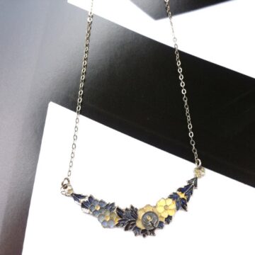 Collier plastron 80's fleurs 